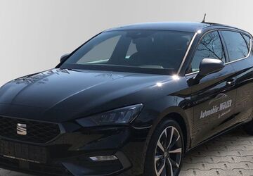 Seat Leon 8.900 km 29.890 &euro; Leipzig 04328