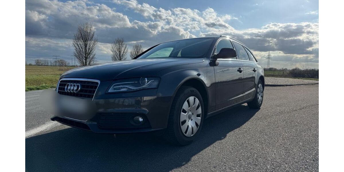 Audi A4 225.000 km 5.000 &euro; Zwenkau 04442