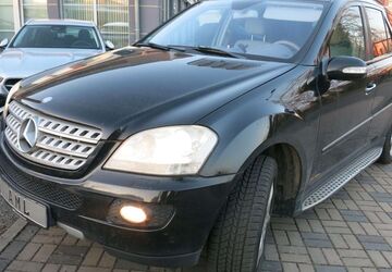 Mercedes-Benz ML 280 220.000 km 5.990 &euro; Lucka 04613