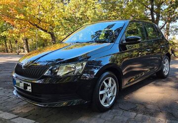 Skoda Fabia 97.000 km 7.600 &euro; Leipzig 04179