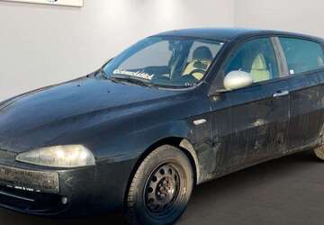 Alfa Romeo 147 185.133 km 1.599 &euro; Sandersdorf-Brehna 06796