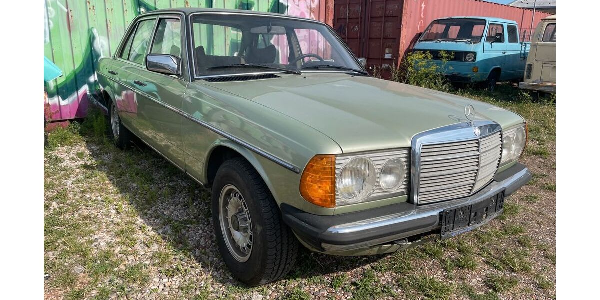 Mercedes-Benz 300 143.503 km 8.888 &euro; Leipzig 04219