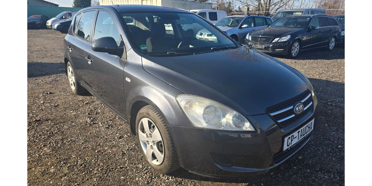 Kia ceed / Ceed 55.900 km 3.990 &euro; Taucha 04425