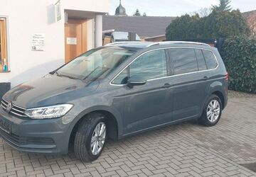 VW Touran 18.760 km 30.390 &euro; Zschepplin 04838