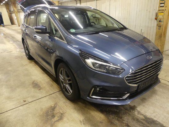 Ford S-Max 73.200 km 21.450 &euro; Leipzig 04179
