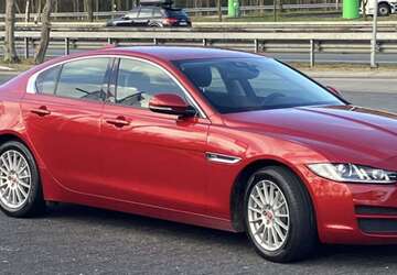 Jaguar XE 118.845 km 12.900 &euro; Markkleeberg 04416