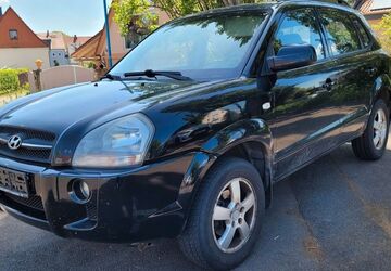 Hyundai TUCSON 561.624 km 1.400 &euro; Borna 04552