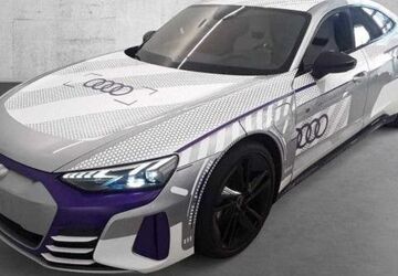 Audi RS e-tron GT 5.260 km 92.222 &euro; Leipzig 04129