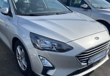 Ford Focus 62.119 km 16.399 &euro; Leuna 06237