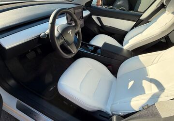 Tesla Model 3 110.837 km 22.150 &euro; Böhlen 04564