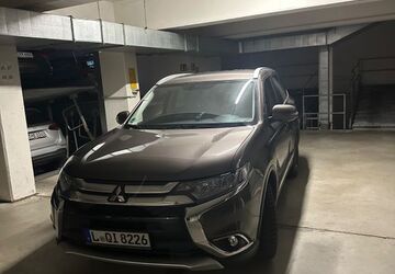 Mitsubishi Outlander 82.000 km 16.900 &euro; Leipzig 04159