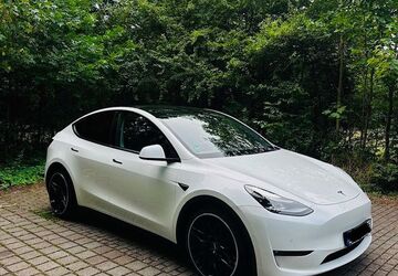 Tesla Model Y 66.200 km 36.599 &euro; Leipzig 04179