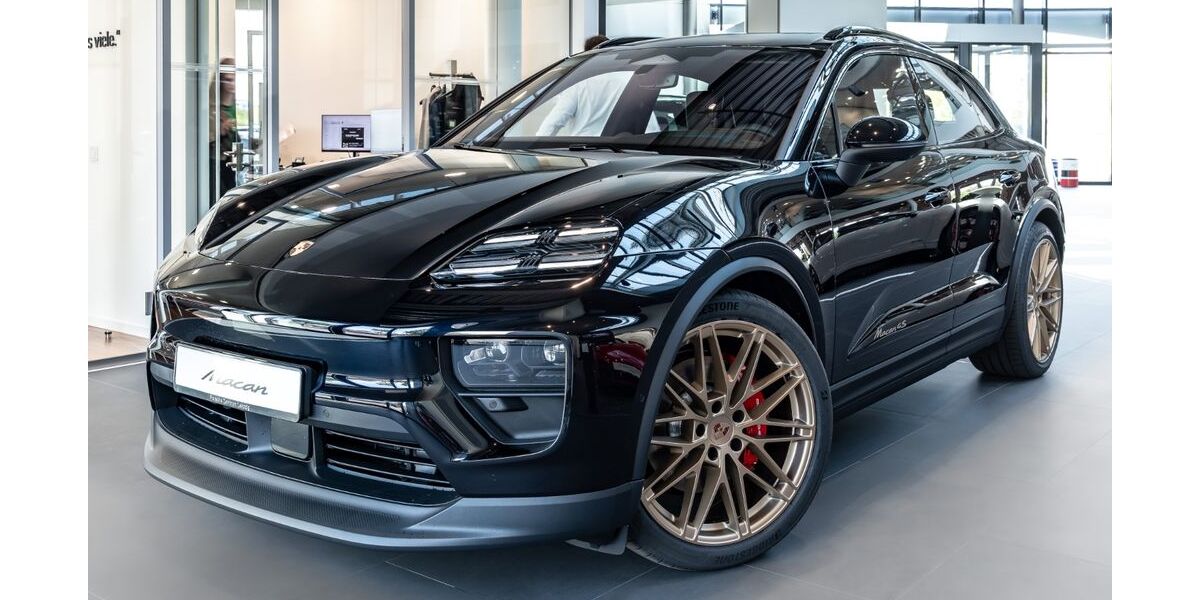 Porsche Macan 8.900 km 104.800 &euro; Leipzig 04356