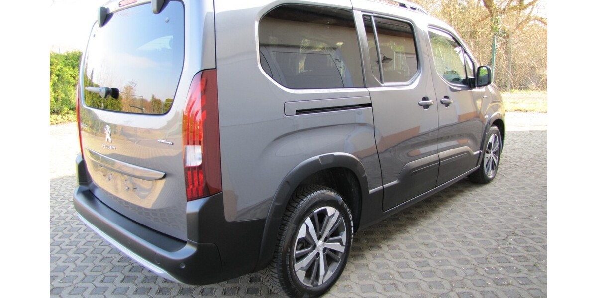 Peugeot Rifter GT-Line L2 53.975 km 19.990 &euro; Böhlen 04564