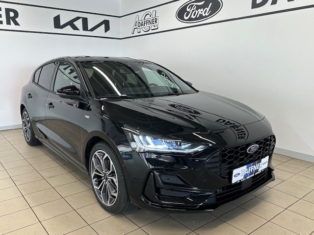 Ford Focus 2.980 km 25.950 &euro; Leipzig 04179