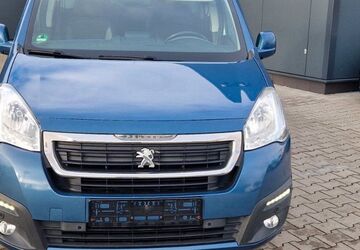 Peugeot Partner Tepee 148.000 km 9.000 &euro; Leipzig 04347