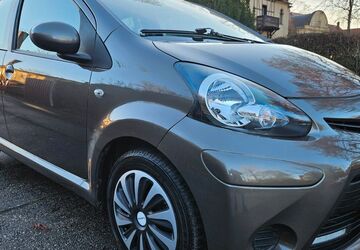 Toyota Aygo (X) 95.400 km 5.990 &euro; Markkleeberg 04416