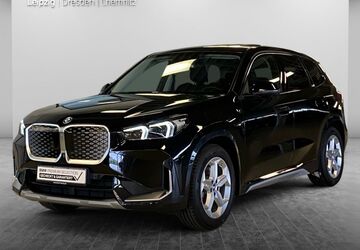 BMW iX1 10.127 km 49.805 &euro; Leipzig 04103