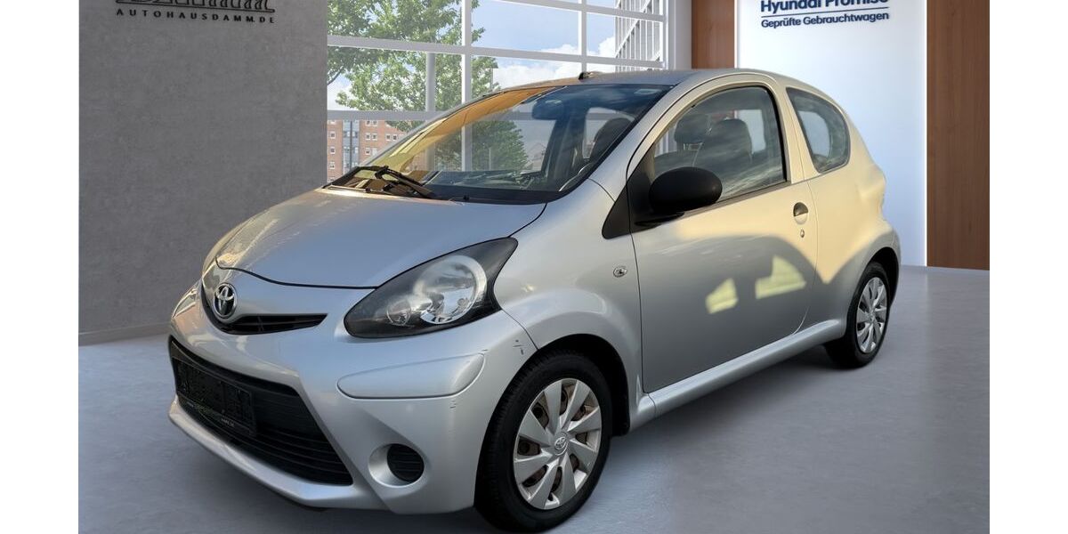 Toyota Aygo (X) 124.000 km 3.990 &euro; Eilenburg 04838