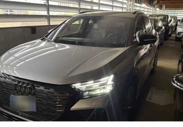 Audi Q4 e-tron 5.630 km 47.480 &euro; Borna 04552