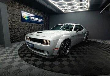 Dodge Challenger 3.395 km 37.990 &euro; Leipzig 04178