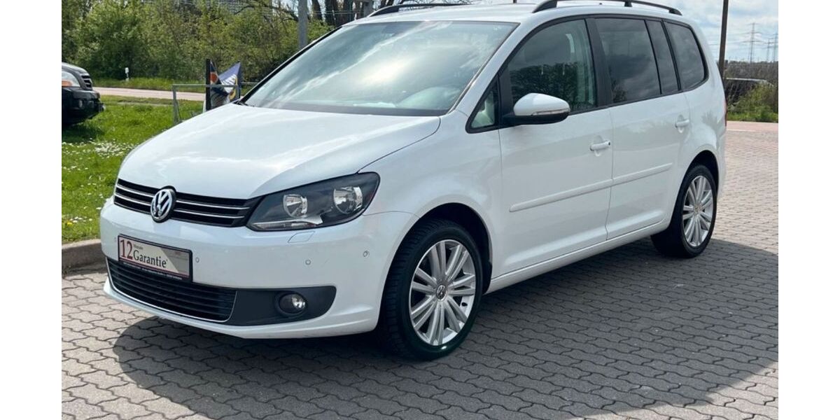VW Touran 160.300 km 10.899 &euro; Schkopau 06258