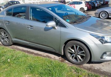 Toyota Avensis 131.000 km 10.100 &euro; Leipzig 04318