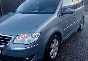 VW Touran 225.000 km 4.600 &euro; Leipzig - Nord 04157