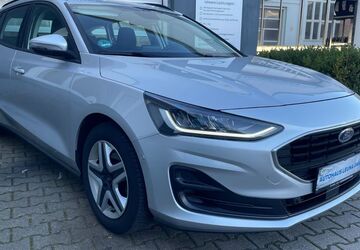 Ford Focus 32.989 km 17.799 &euro; Leuna 06237