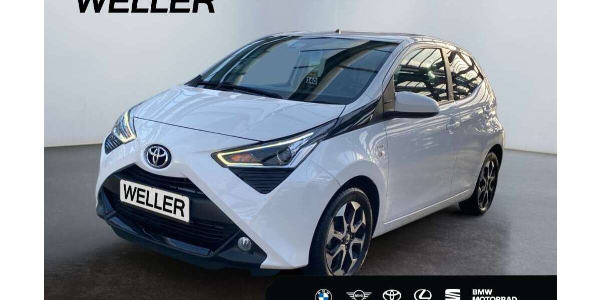 Toyota Aygo 30.000 km 13.990 &euro; Leipzig-Burghausen 04178