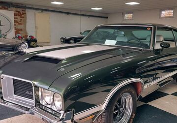 Oldsmobile Cutlass 16.702 km 79.999 &euro; Leipzig 04328