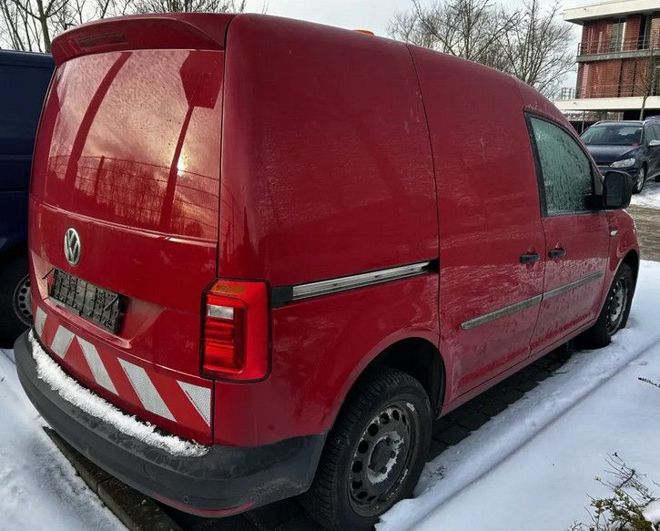 VW Caddy 86.000 km 16.999 &euro; Leipzig 04328