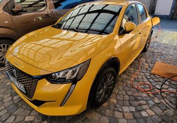 Peugeot e-208 15.500 km 17.000 &euro; Taucha 04425