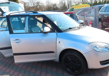 Skoda Fabia 158.238 km 3.390 &euro; Sandersdorf-Brehna 06796