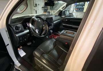 Toyota Tundra 68.000 km 45.000 &euro; bad dürrenberg 06231