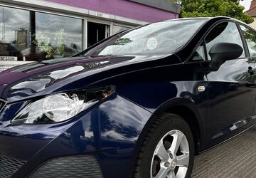 Seat Ibiza 33.000 km 6.990 &euro; Kabelsketal OT Gröbers 06184