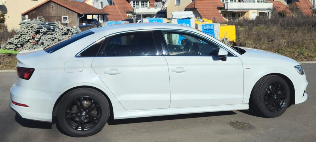 Audi A3 93.500 km 17.500 &euro; Belgershain OT Köhra 04683