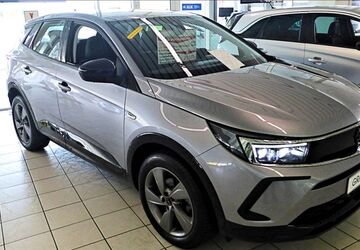 Opel Grandland (X) 15.950 km 25.940 &euro; Eilenburg 04838