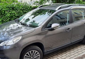Peugeot 2008 155.300 km 4.950 &euro; Leuna 06237