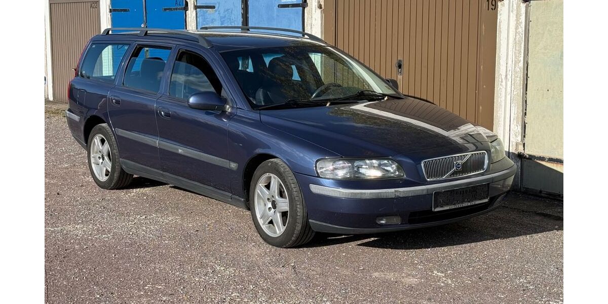 Volvo V70 268.000 km 2.990 &euro; Schkeuditz 04435