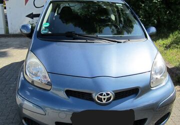 Toyota Aygo (X) 60.500 km 4.200 &euro; Leipzig 04159