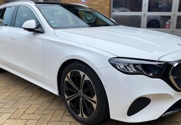 Mercedes-Benz E 220 24.682 km 47.990 &euro; Leipzig 04178