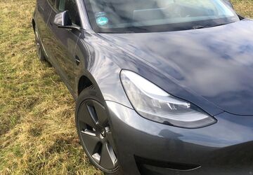 Tesla Model 3 70.300 km 21.100 &euro; Leipzig 04205