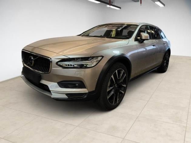 Volvo V90 Cross Country 66.000 km 51.890 &euro; Leipzig 04319