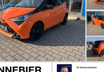 Toyota Aygo (X) 29.242 km 10.790 &euro; Markkleeberg 04416