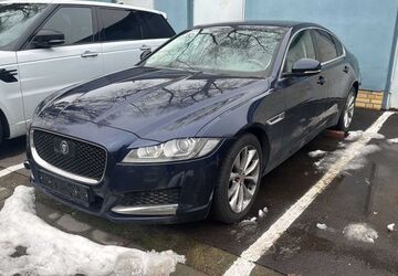 Jaguar XF 147.455 km 7.400 &euro; Leipzig 04179