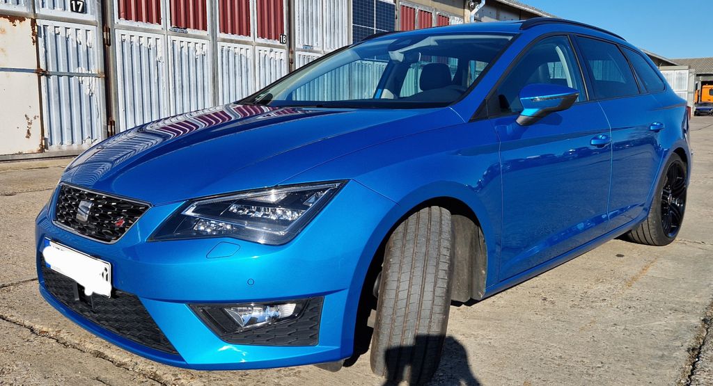Seat Leon 127.900 km 12.200 &euro; Merseburg (Saale) 06217