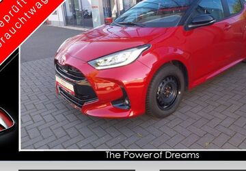 Toyota Yaris 7.800 km 24.990 &euro; Leipzig 04103