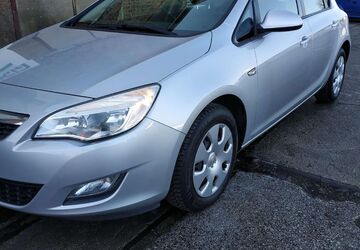 Opel Astra 124.163 km 5.990 &euro; Leipzig 04129