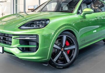 Porsche Cayenne 8.900 km 144.800 &euro; Leipzig 04356